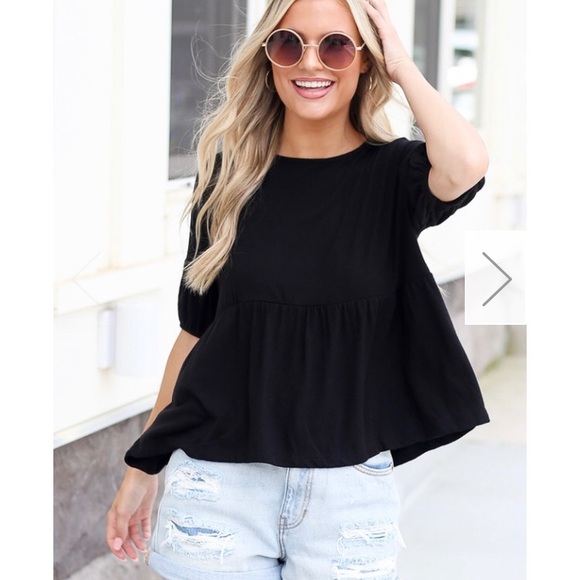 Tops - NEW! Black Go-To Loose Fit Babydoll Tee. Large